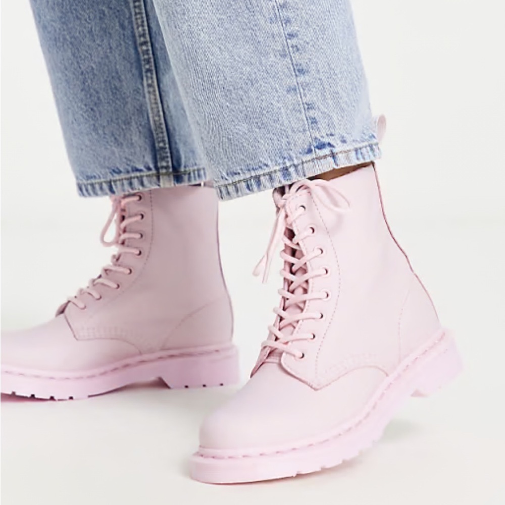 Dr. Martens Shoes 1460 Pascal Women's Pink Chalk Boots Moto size 5 - Picture 2 of 16